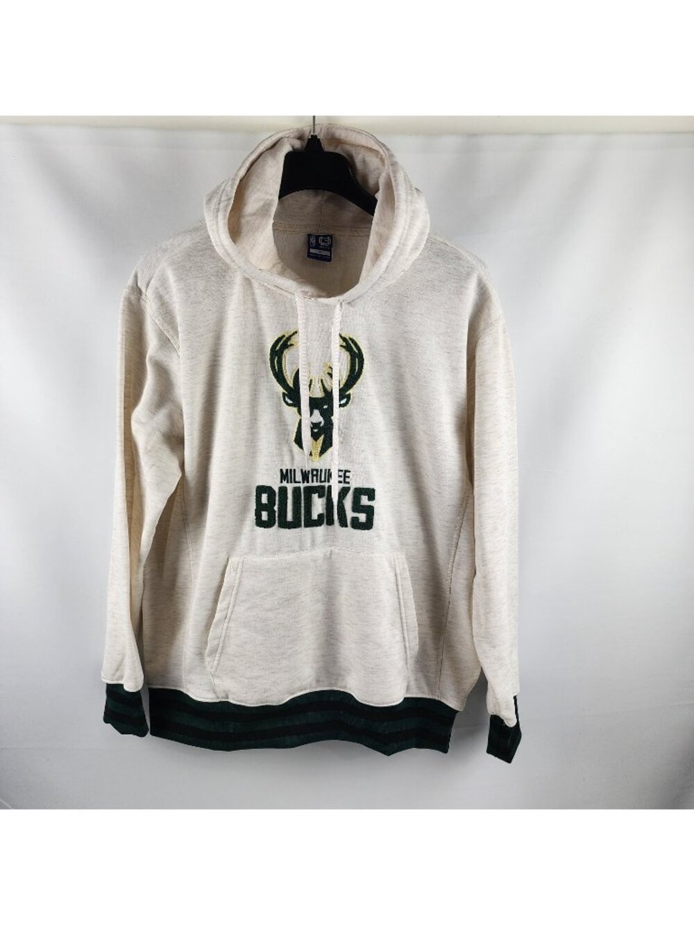 NBA Hoodie Mens Small Oat Beige Milwaukee Bucks Fleece Pullover NWT